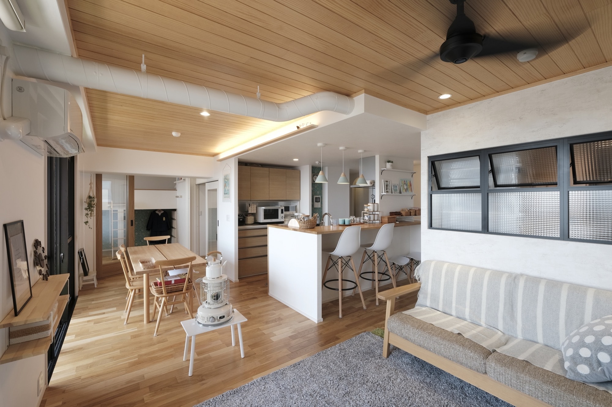 人が集まる開放的な住まい - ヤマサリノベ | 鹿児島のリノベーション&リフォーム専門店